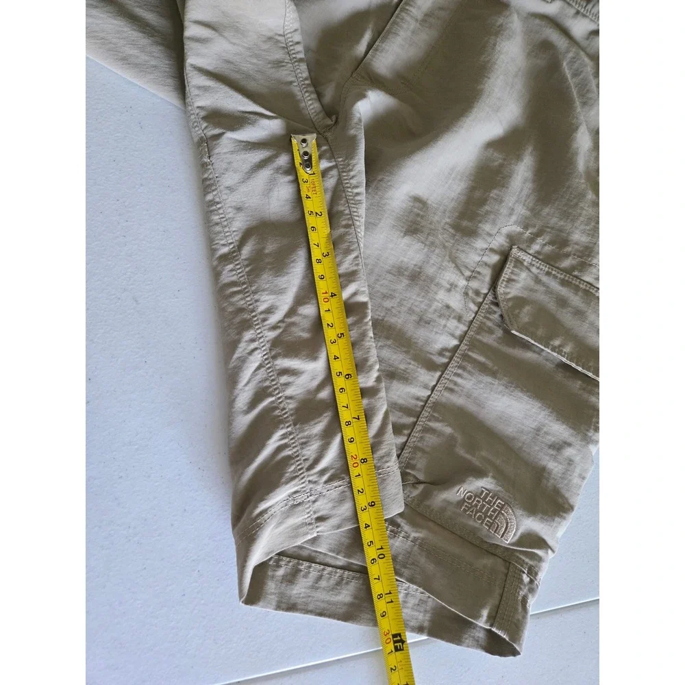 The North Face Mens Cargo Shorts Tan Khaki Nylon Hiking Trail Utility Size 32